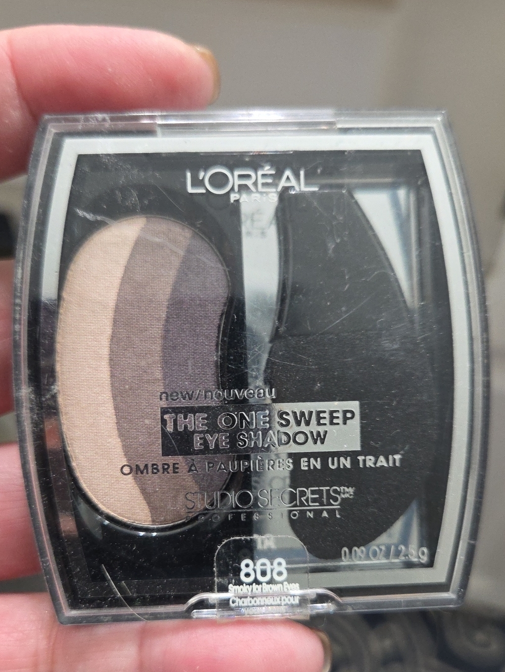 L'Oreal Eyeshadow Trio in Shady Brown Beige - Neutral Browns